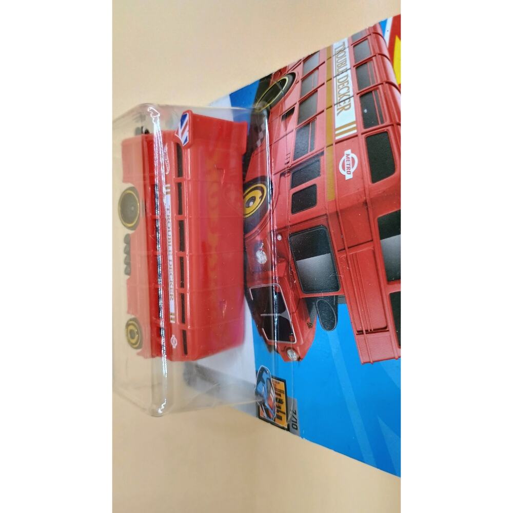 Hot Wheels Trouble Decker London Bus Red UK HW Metro 7/10 202 2023 - Picture 3 of 6
